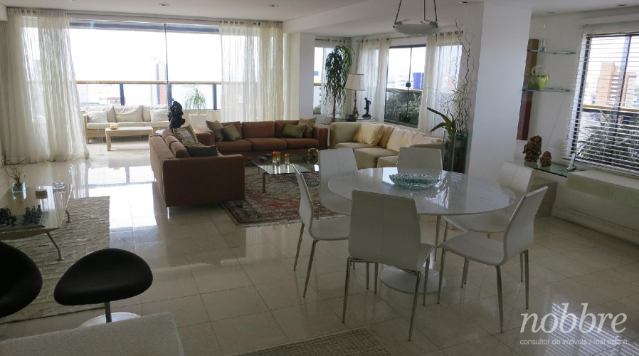 Apartamento Cobertura para vender em Fortaleza